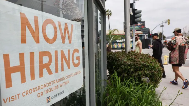 US Job Growth Deceleration Spurs Conversations about Rate